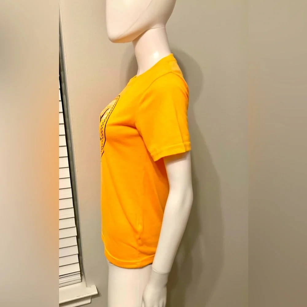 Converse Neon Orange Chuck Taylor-converse T-shirt SZ - L 12-13 yrs